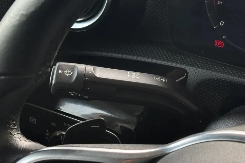 Mercedes-Benz CLA 250 (Clasa CLA) din 2021 cu 146.900 km - oferta MER249784 - foto 22