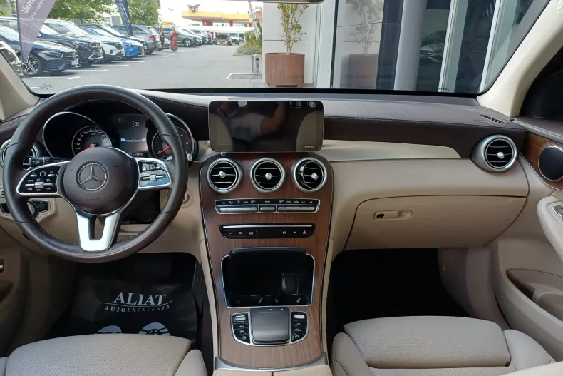 Mercedes-Benz GLC 220 (Clasa GLC) din 2020 cu 153.990 km - oferta MER249785 - foto 11