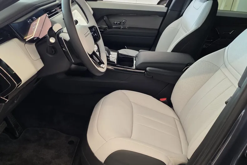 Land Rover Range Rover Sport din 2026 cu 40 km - oferta LAN249789 - foto 8