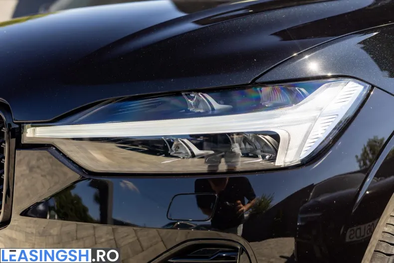 Volvo XC60 din 2024 cu 53.292 km - oferta VOL249793 - foto 6
