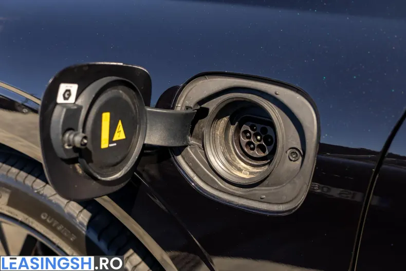 Volvo XC60 din 2024 cu 53.292 km - oferta VOL249793 - foto 8