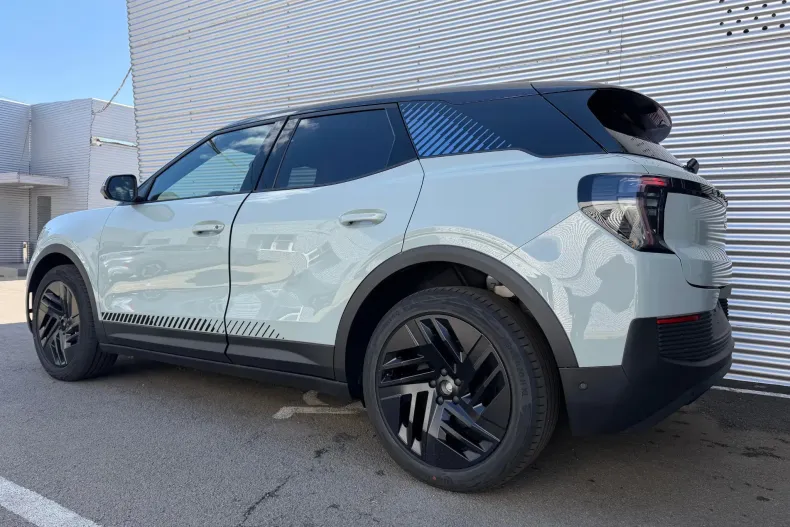 Ford Explorer din 2026 cu 1 km - oferta FOR249795 - foto 17