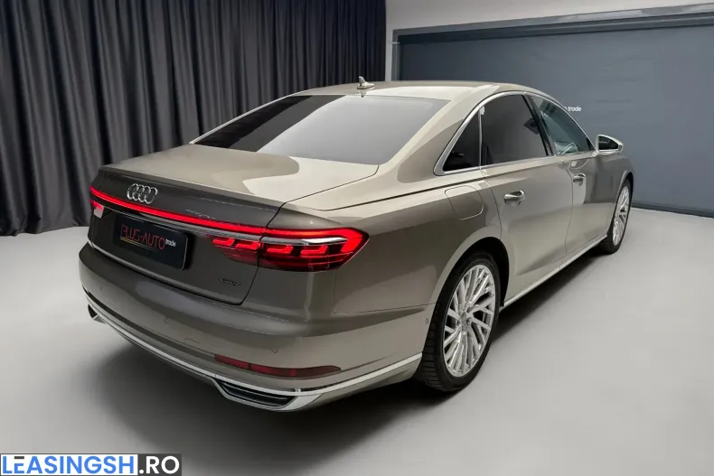 Audi A8 din 2020 cu 145.000 km - oferta AUD249800 - foto 12