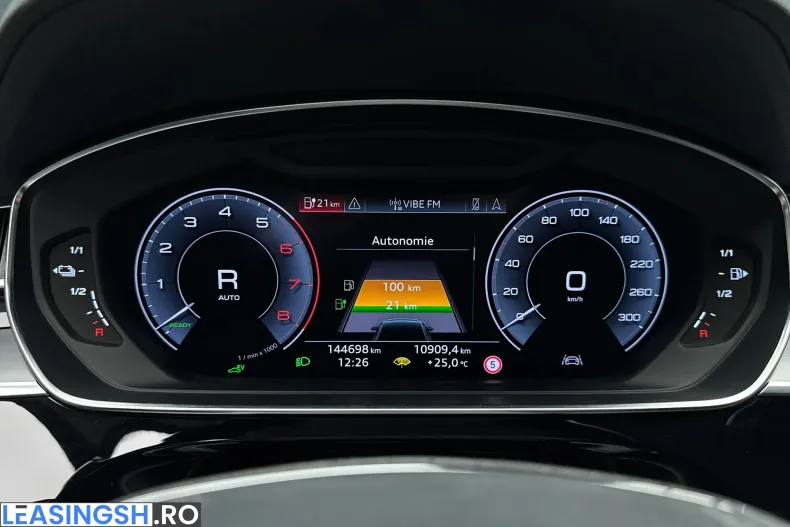 Audi A8 din 2020 cu 145.000 km - oferta AUD249800 - foto 19