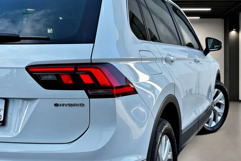 Volkswagen Tiguan din 2022 cu 130.698 km - oferta VOL249810 - foto 25