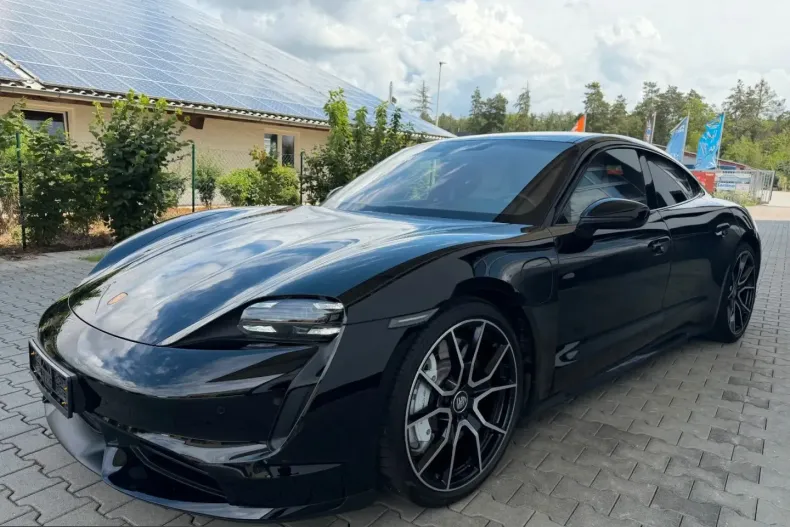 Porsche Taycan din 2023 cu 17.586 km - oferta POR249811 - foto 3