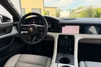 Porsche Taycan din 2023 cu 17.586 km - oferta POR249811 - foto 14