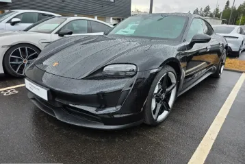 Porsche Taycan din 2023 - oferta POR249816