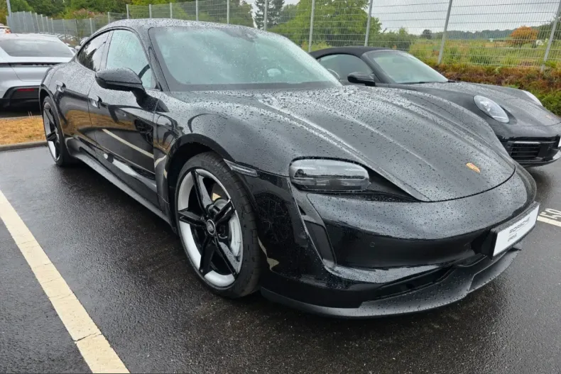 Porsche Taycan din 2023 cu 45.000 km - oferta POR249816 - foto 2
