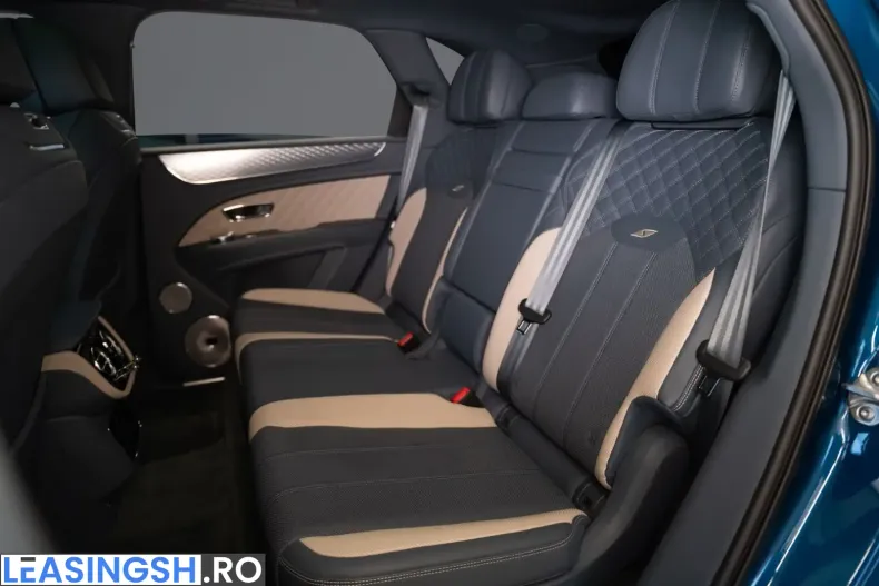 Bentley Bentayga din 2025 cu 12.451 km - oferta BEN249818 - foto 14