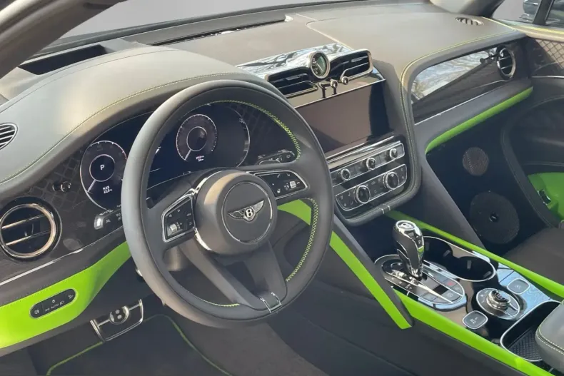 Bentley Bentayga din 2025 cu 9.500 km - oferta BEN249819 - foto 7
