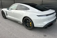 Porsche Taycan din 2023 cu 60.700 km - oferta POR249820 - foto 3