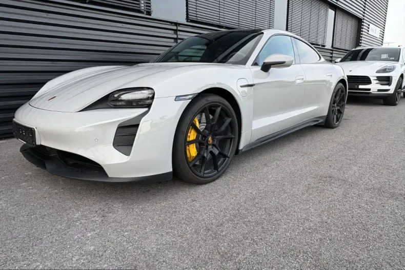 Porsche Taycan din 2023 cu 60.700 km - oferta POR249820 - foto 5