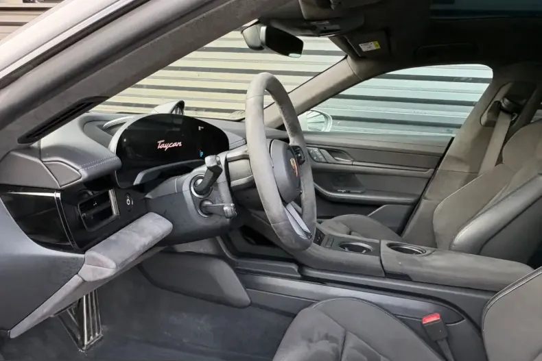 Porsche Taycan din 2023 cu 60.700 km - oferta POR249820 - foto 17