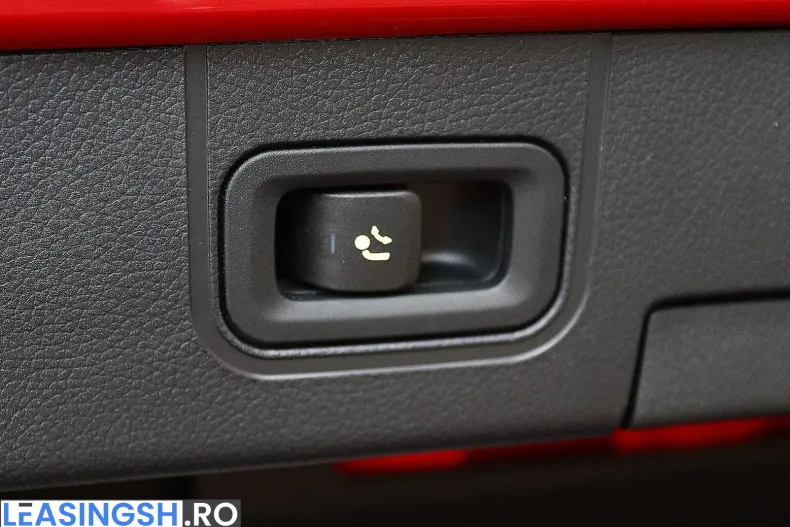 Mercedes-Benz CLA 250 (Clasa CLA) din 2021 cu 67.572 km - oferta MER249824 - foto 17