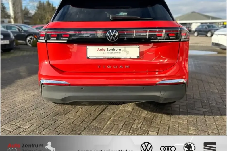 Volkswagen Tiguan din 2025 cu 7.400 km - oferta VOL249829 - foto 7