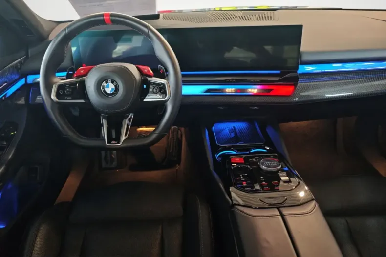 BMW M5 (Seria 5) din 2025 cu 25.674 km - oferta BMW249836 - foto 11