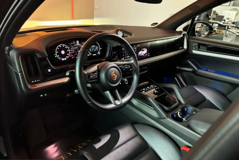 Porsche Cayenne din 2023 cu 58.590 km - oferta POR249837 - foto 9