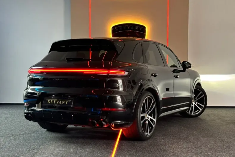 Porsche Cayenne din 2023 cu 58.590 km - oferta POR249837 - foto 19