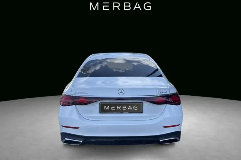 Mercedes-Benz E 300 (Clasa E) din 2025 cu 38.008 km - oferta MER249841 - foto 6