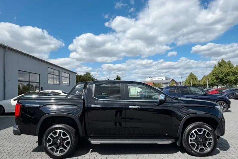 Volkswagen Amarok din 2024 cu 29.985 km - oferta VOL249858 - foto 3