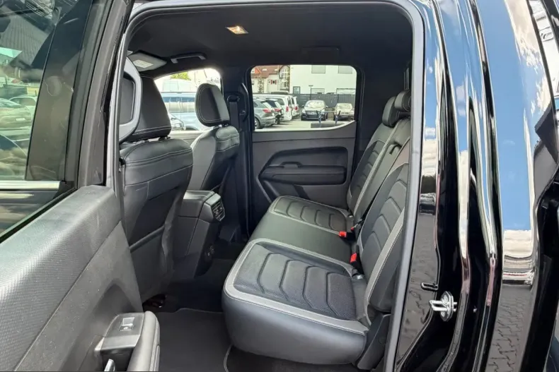Volkswagen Amarok din 2024 cu 29.985 km - oferta VOL249858 - foto 13