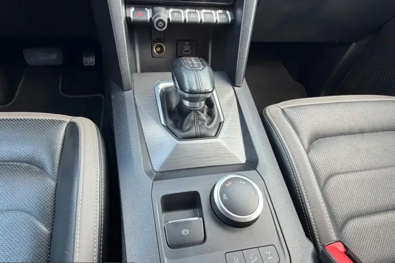 Volkswagen Amarok din 2024 cu 29.985 km - oferta VOL249858 - foto 34