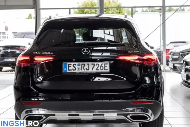 Mercedes-Benz GLC 300 300e 4Matic AvantGarde din 2025 cu 7.500 km - oferta MER249863 - foto 5