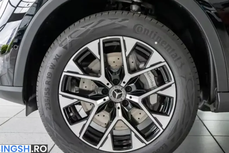 Mercedes-Benz GLC 300 300e 4Matic AvantGarde din 2025 cu 7.500 km - oferta MER249863 - foto 17