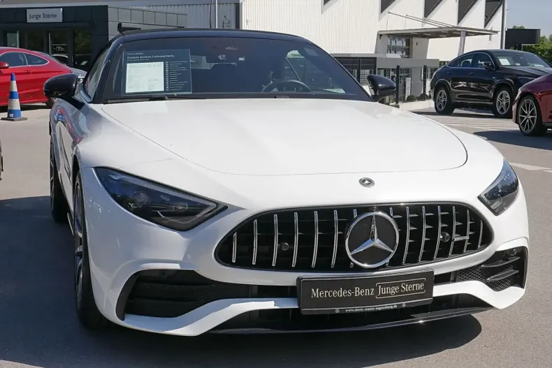 Mercedes-Benz SL 43 AMG (Clasa SL) din 2023 cu 5.906 km - oferta MER249865 - foto 2