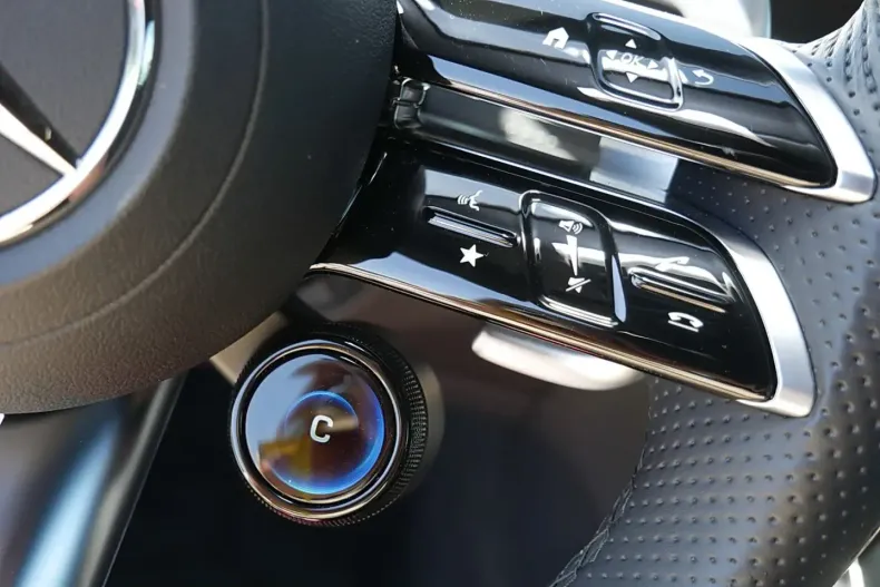 Mercedes-Benz SL 43 AMG (Clasa SL) din 2023 cu 5.906 km - oferta MER249865 - foto 13