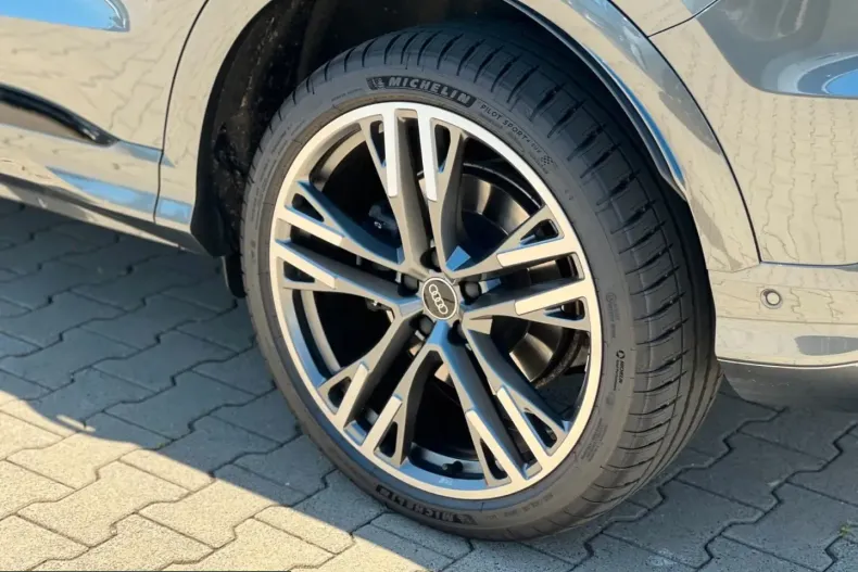 Audi Q5 din 2025 cu 20.500 km - oferta AUD249866 - foto 11
