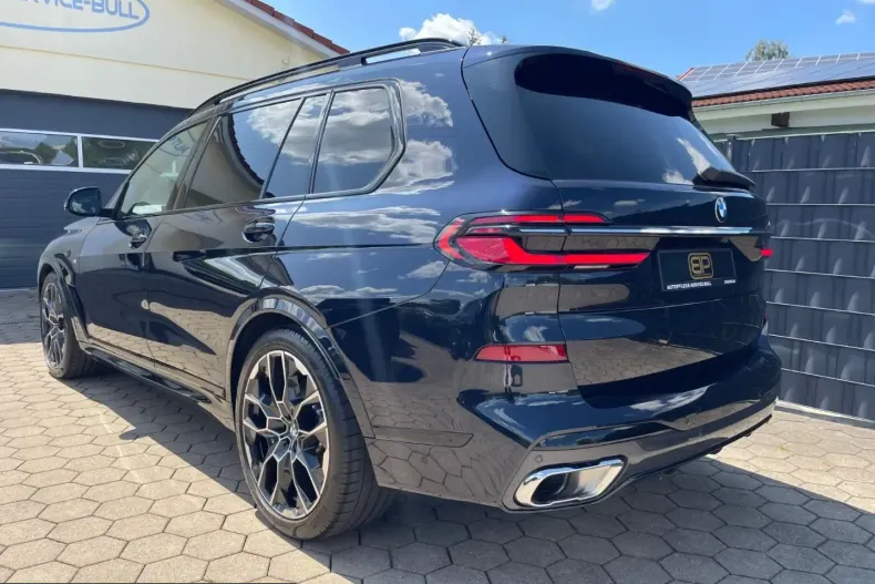 BMW X7 (Seria X) din 2023 cu 21.500 km - oferta BMW249868 - foto 2
