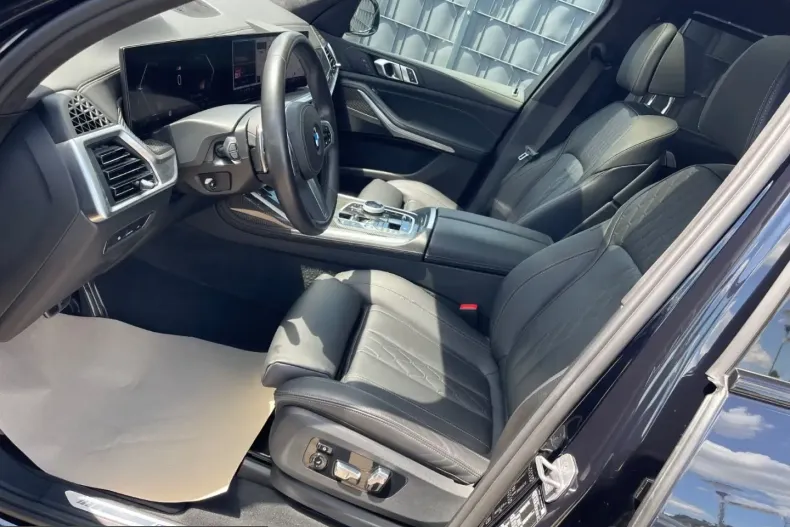 BMW X7 (Seria X) din 2023 cu 21.500 km - oferta BMW249868 - foto 16
