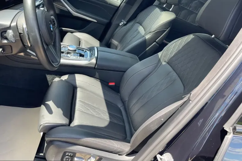 BMW X7 (Seria X) din 2023 cu 21.500 km - oferta BMW249868 - foto 17