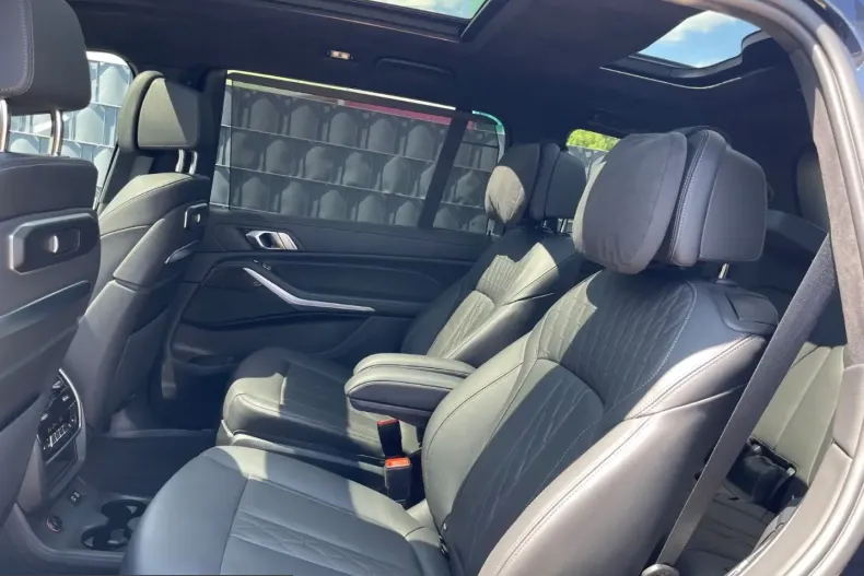 BMW X7 (Seria X) din 2023 cu 21.500 km - oferta BMW249868 - foto 19