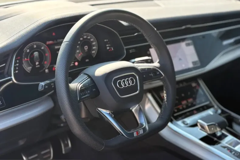 Audi Q8 din 2025 cu 19.000 km - oferta AUD249869 - foto 16