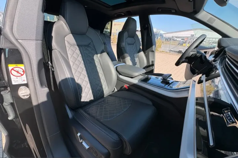 Audi Q8 din 2025 cu 19.000 km - oferta AUD249869 - foto 28