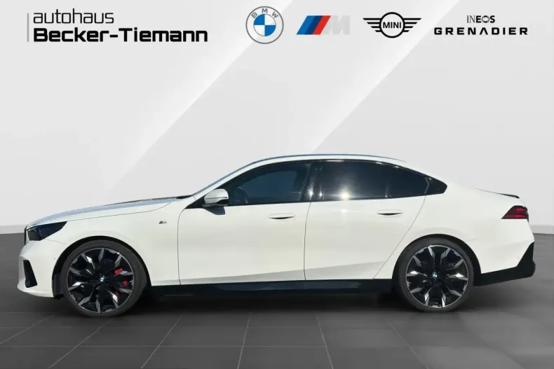 BMW 540 (Seria 5) din 2025 cu 48.527 km - oferta BMW249872 - foto 3