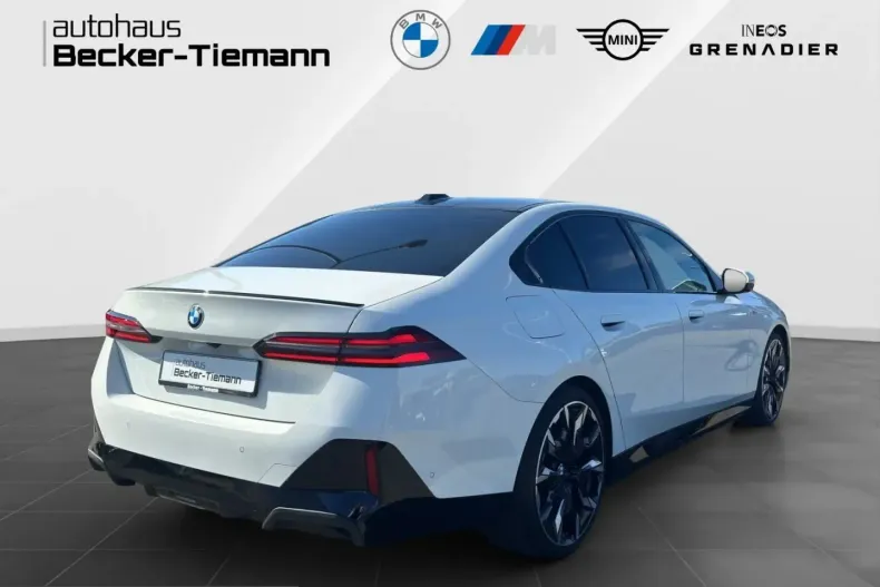 BMW 540 (Seria 5) din 2025 cu 48.527 km - oferta BMW249872 - foto 6