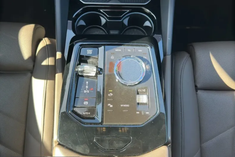 BMW 540 (Seria 5) din 2025 cu 48.527 km - oferta BMW249872 - foto 18