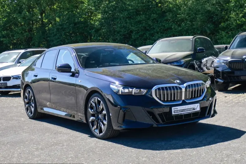 BMW 540 (Seria 5) din 2025 cu 24.918 km - oferta BMW249874 - foto 4