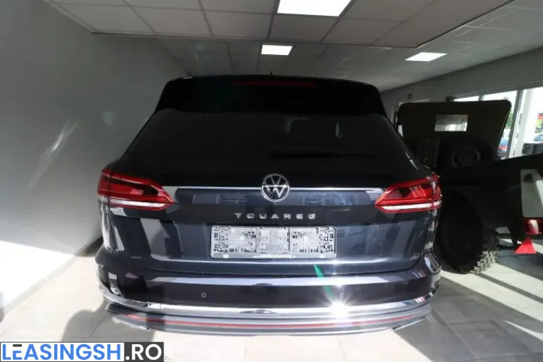 Volkswagen Touareg din 2022 cu 82.684 km - oferta VOL249885 - foto 4