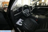 Volkswagen Touareg din 2022 cu 82.684 km - oferta VOL249885 - foto 9