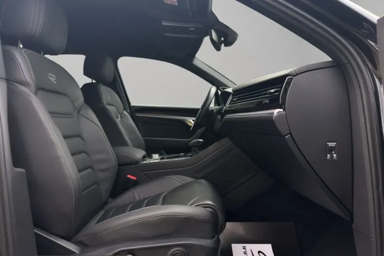 Volkswagen Touareg din 2022 cu 85.000 km - oferta VOL249887 - foto 24