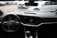 Volkswagen Touareg din 2023 cu 76.543 km - oferta VOL249888 - foto 18