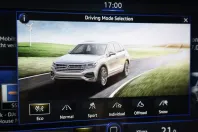 Volkswagen Touareg din 2023 cu 76.543 km - oferta VOL249888 - foto 32