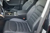 Volkswagen Touareg din 2022 cu 83.605 km - oferta VOL249890 - foto 4