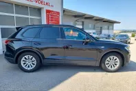 Volkswagen Touareg din 2022 cu 83.605 km - oferta VOL249890 - foto 14