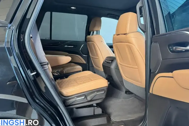 Cadillac Escalade 3.0 Diesel AWD din 2023 cu 65.000 km - oferta CAD249892 - foto 8
